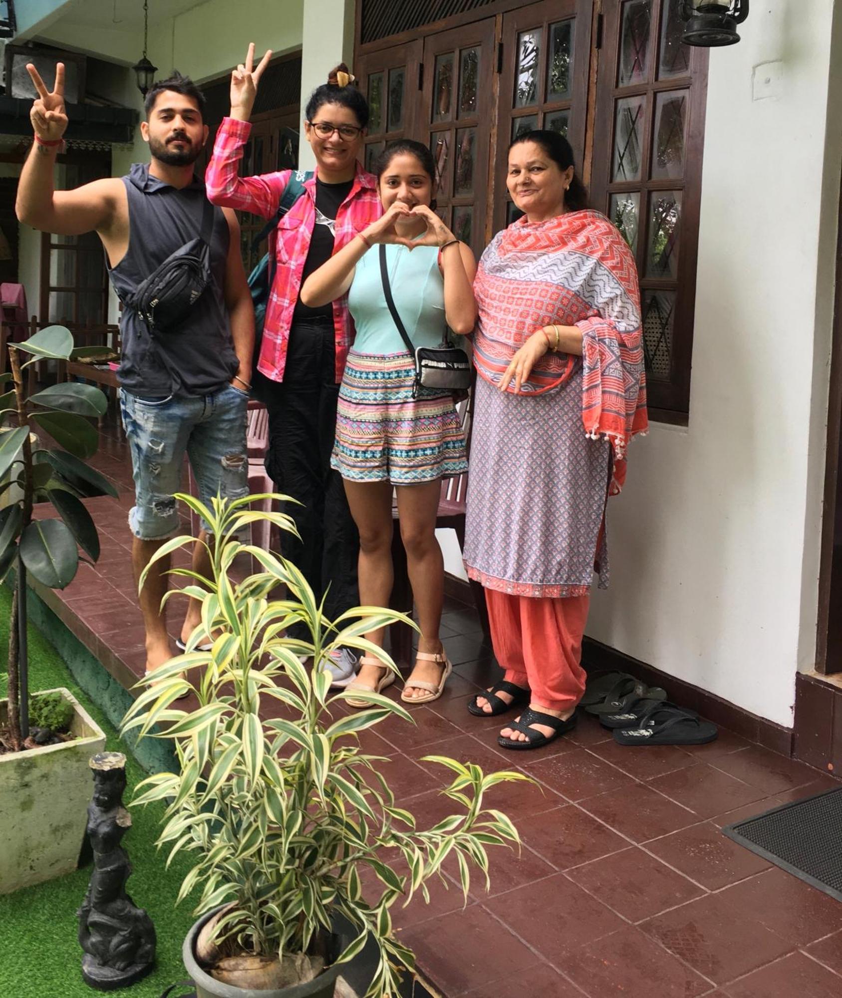 Villa25 Homestay Free Pick Up From The Centre Kandy Buitenkant foto