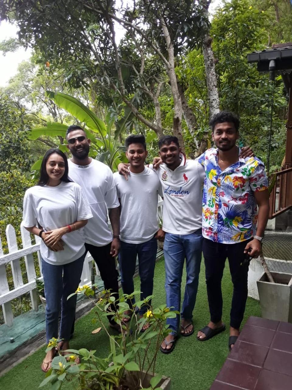 Villa25 Homestay Free Pick Up From The Centre Kandy Buitenkant foto